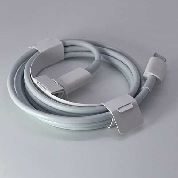 NWT APPLE USB-C to Lightning Cable (1 m) - Iphone Charger - Picture 6 of 6